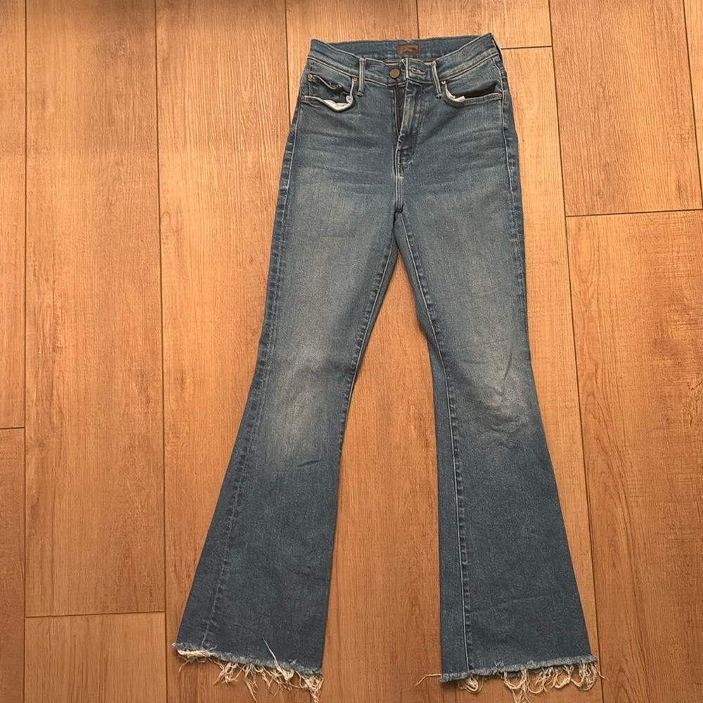 MOTHER Weekender Fray jeans